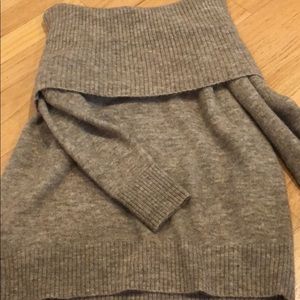 Aritzia Wilfred Free strapless Grey Sweater